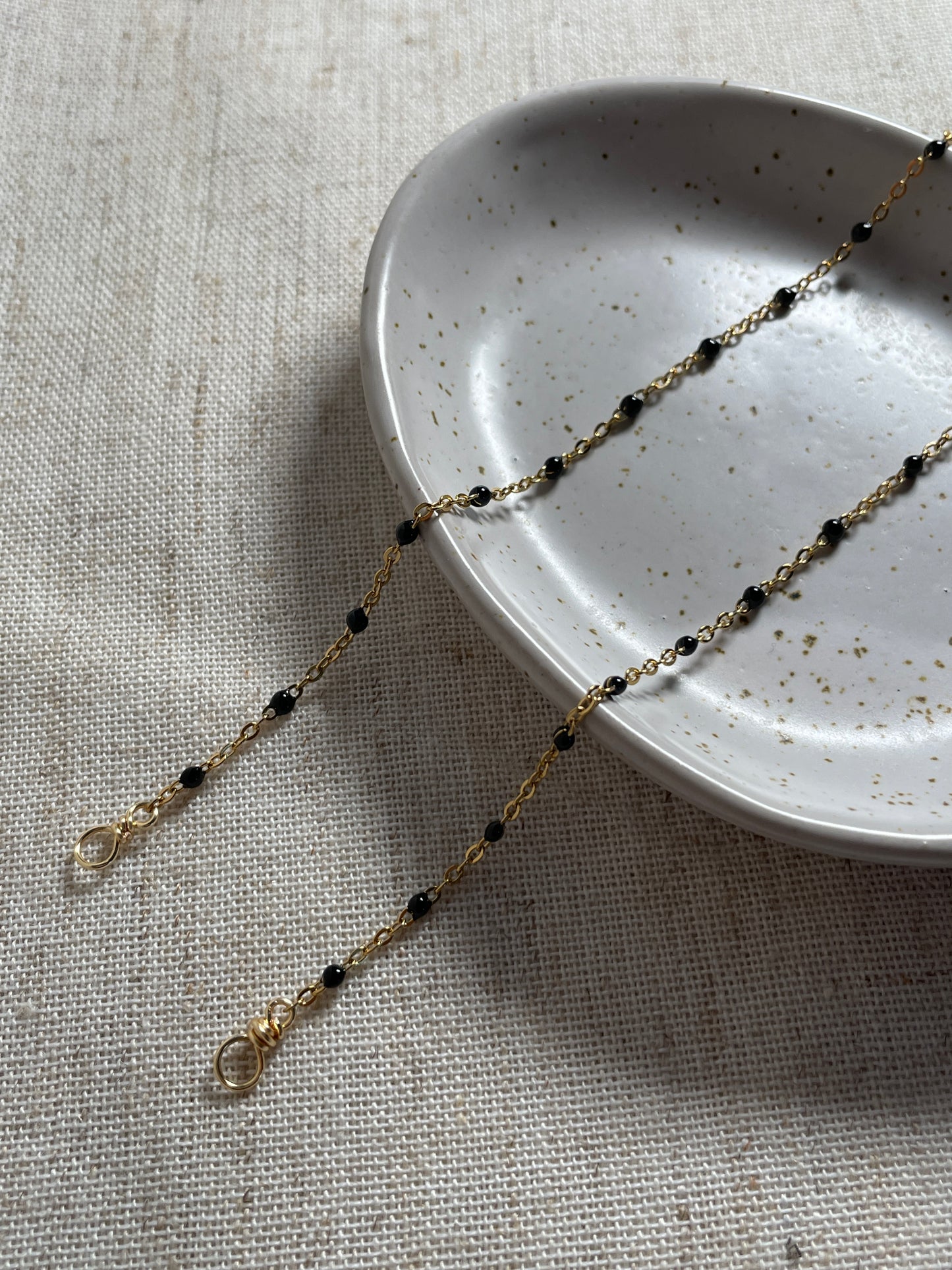 Dainty black beaded bracelet