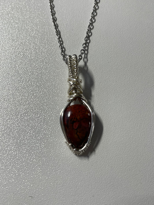 Red agate pendant (silver)