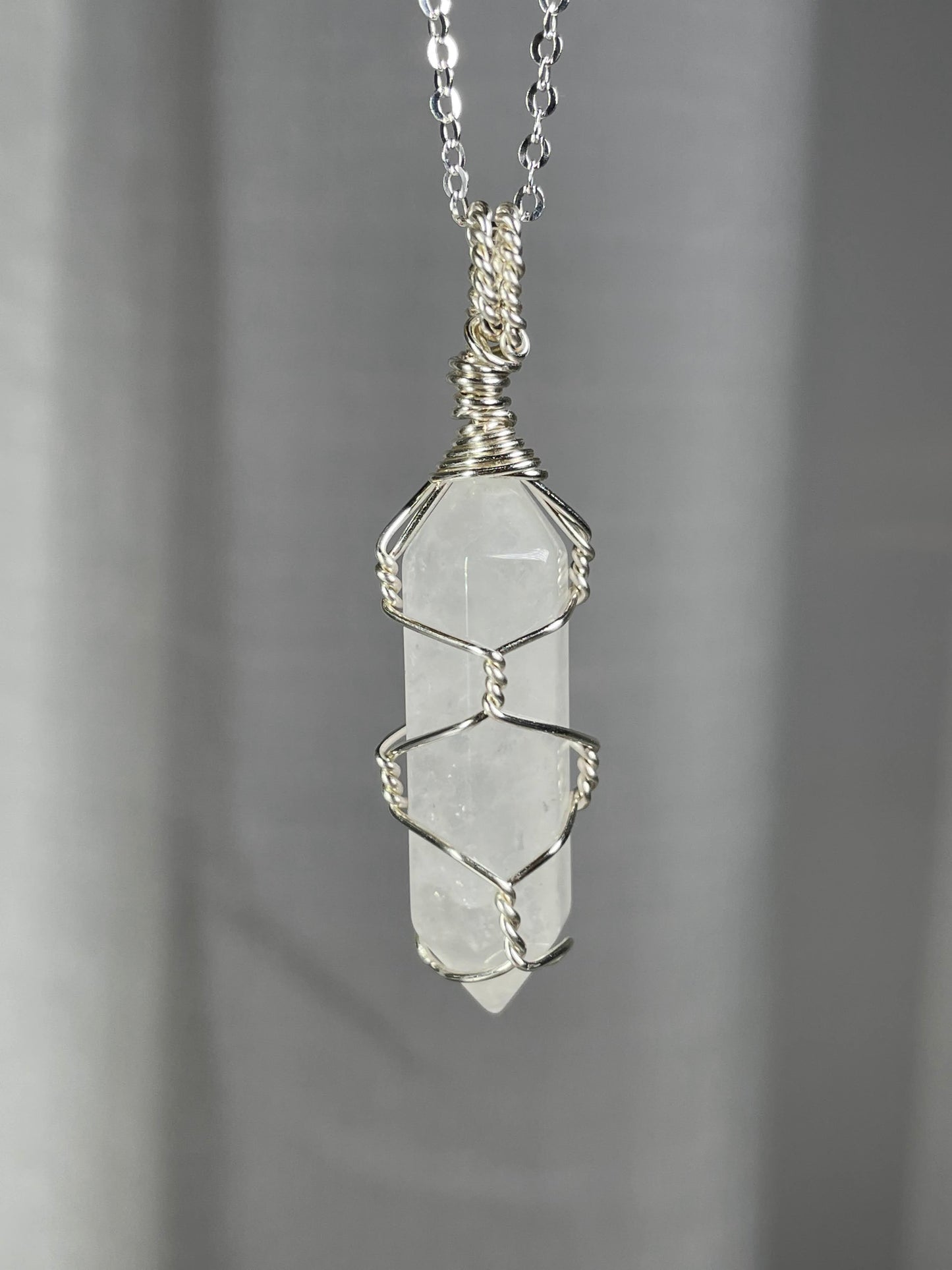 Clear quartz silver pendant