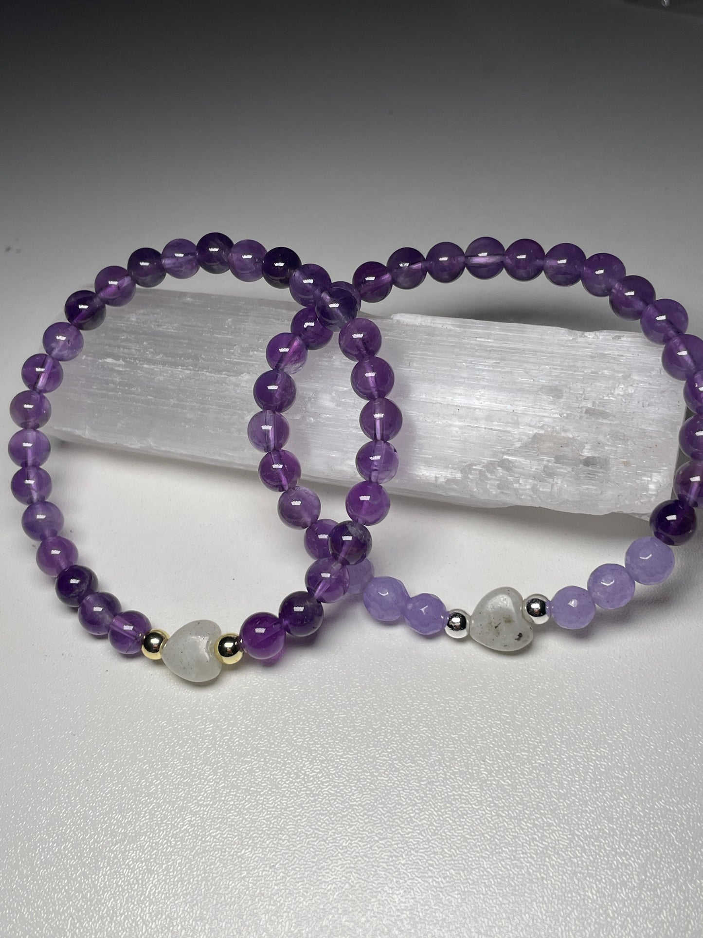 Amethyst gemstone stretch bracelet