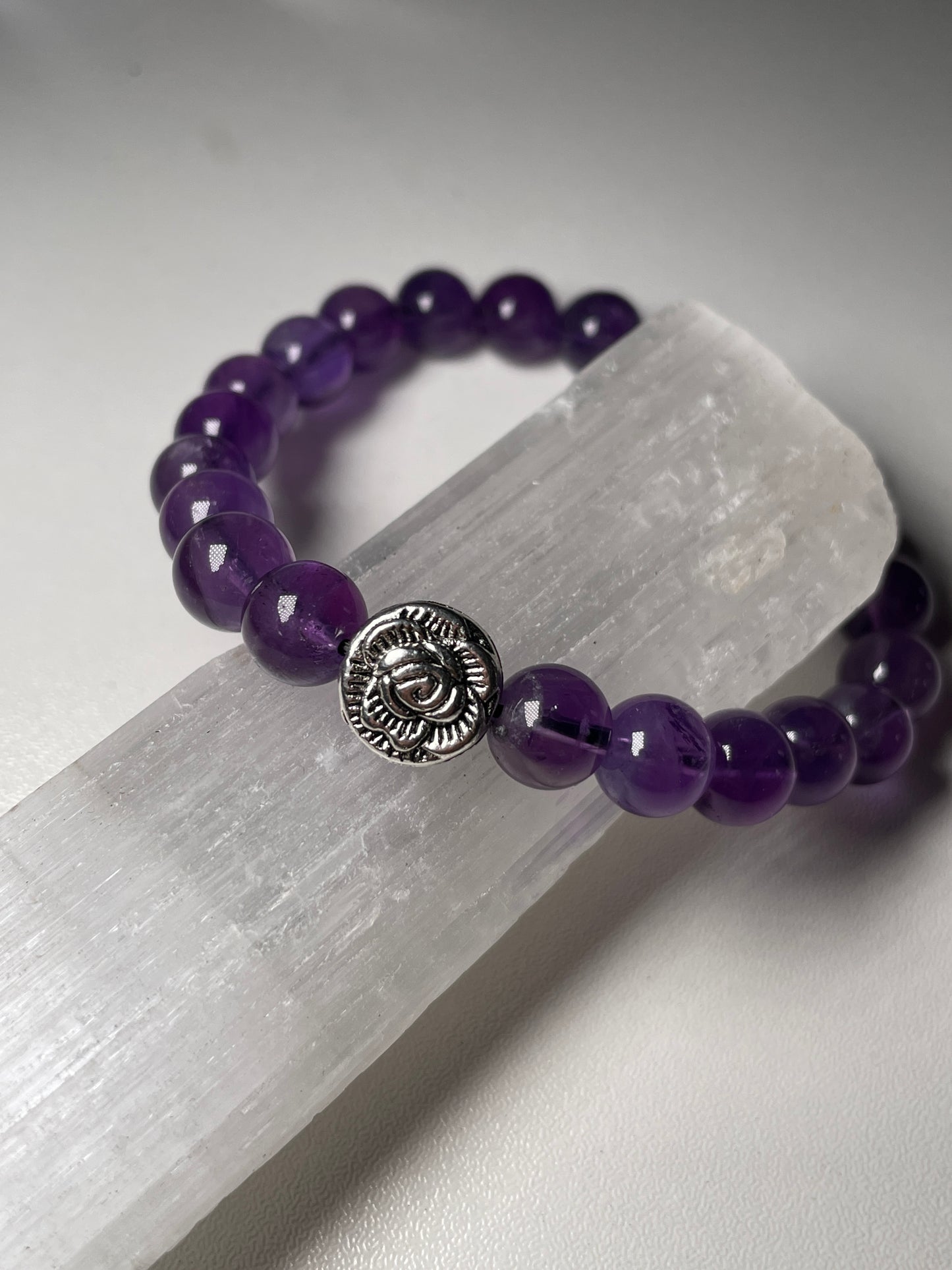 Amethyst (8mm) gemstone bracelets