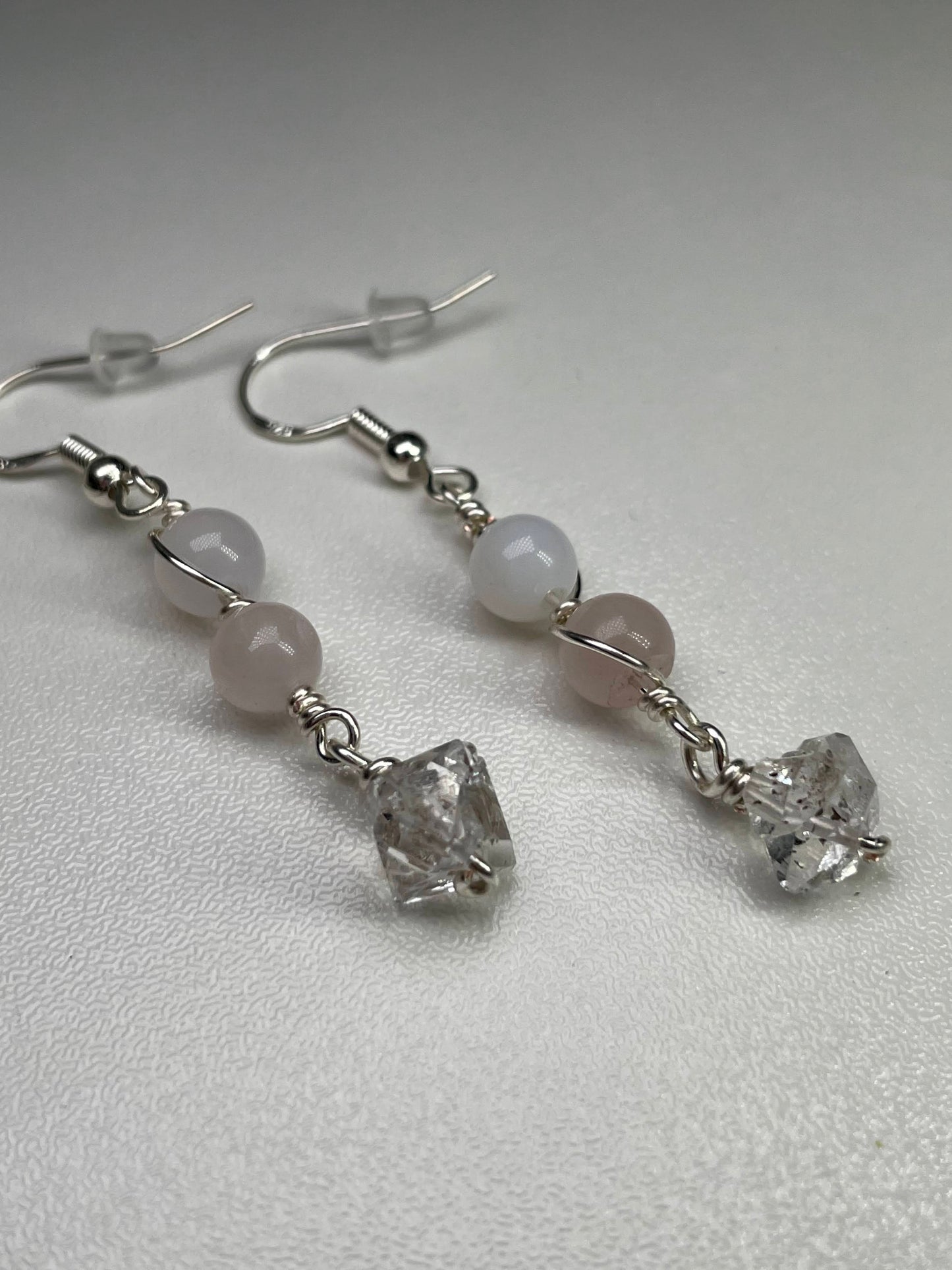 Rose quartz & quartz earrings